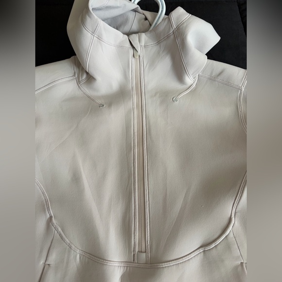 Lululemon sweater - Picture 4 of 7